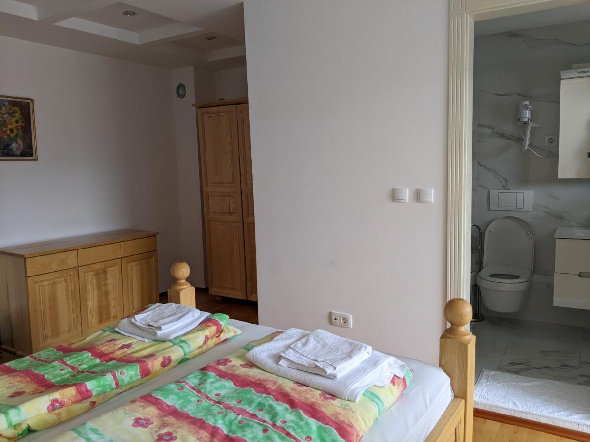Apartments & Restaurant Abas Plav Zewnętrze zdjęcie