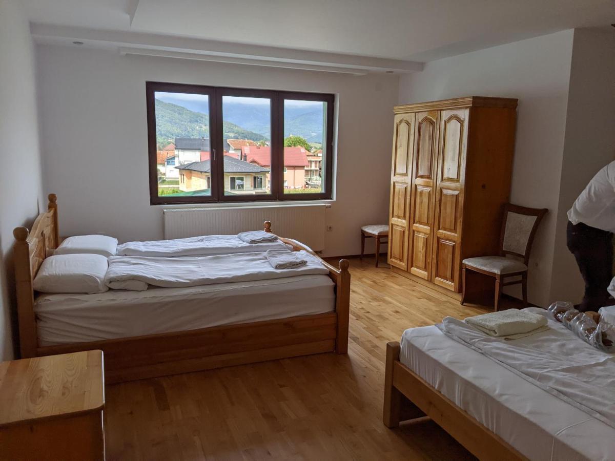 Apartments & Restaurant Abas Plav Zewnętrze zdjęcie