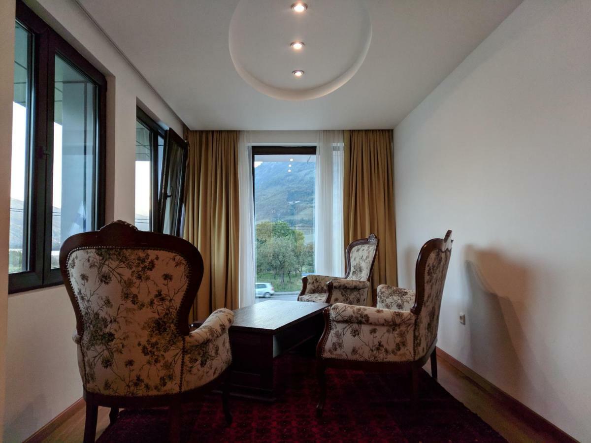 Apartments & Restaurant Abas Plav Zewnętrze zdjęcie