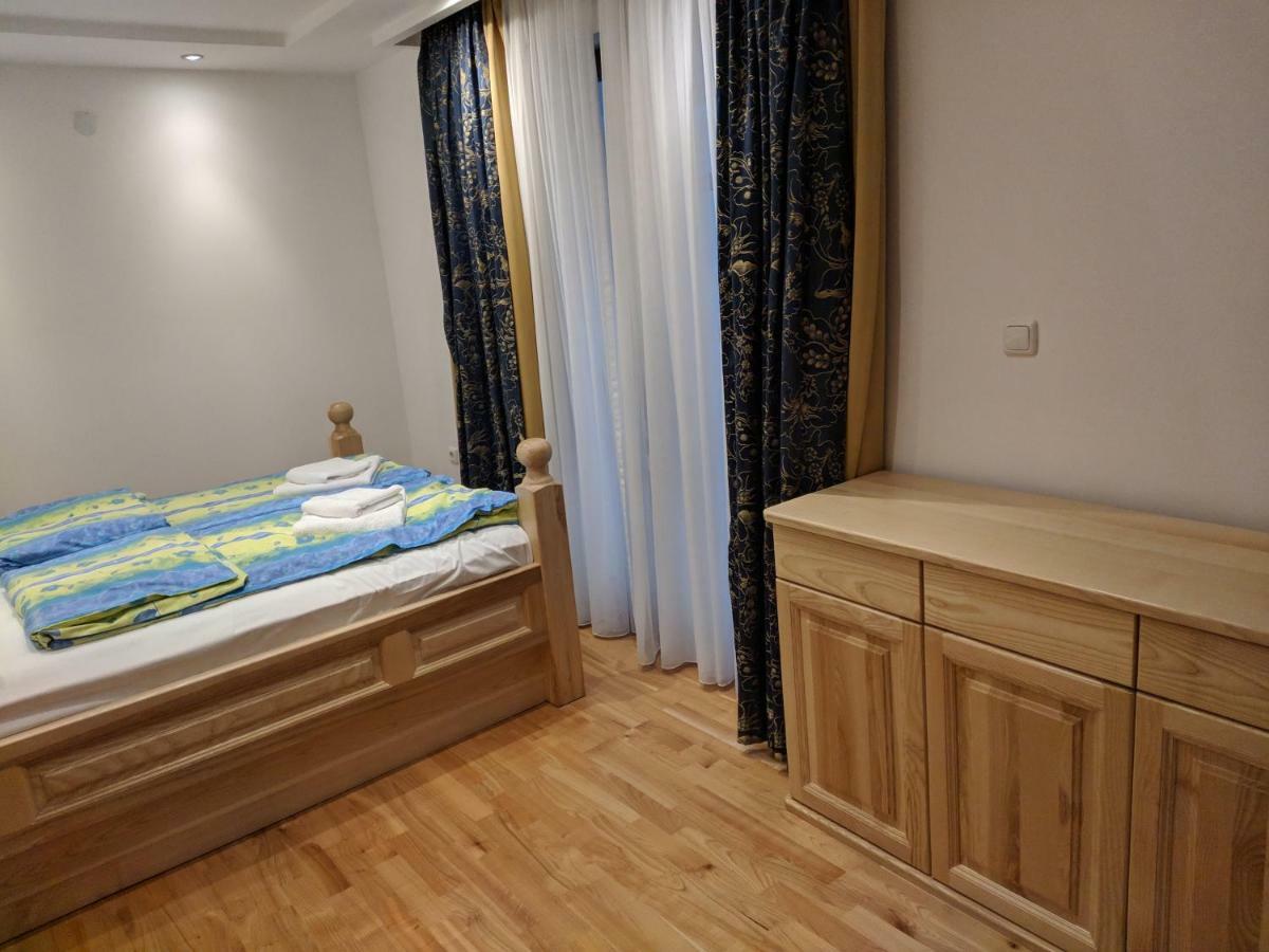 Apartments & Restaurant Abas Plav Zewnętrze zdjęcie